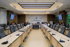 LINE_ALBUM_25690502-ประชุมสภามหาวิทยาลัย-347_260508_19
