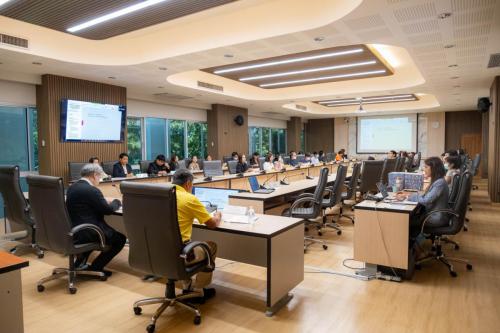 LINE ALBUM 25670607-กก.สภา-ป.อาจารย์ 240607 13