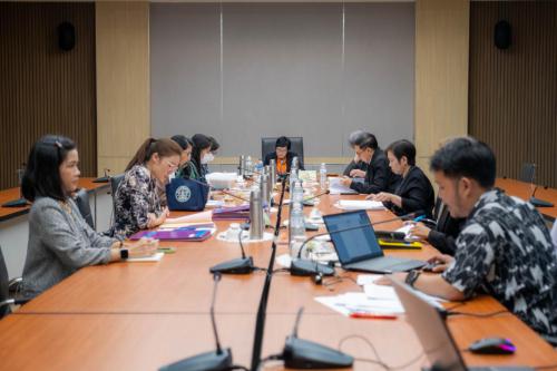 LINE ALBUM 25670808-ประชุมคณะกรรมการประจำสำนัก 240813 3